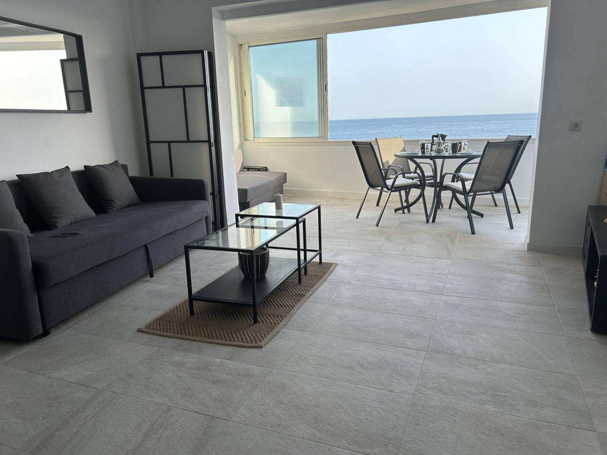New Beachfront Loft Appartement